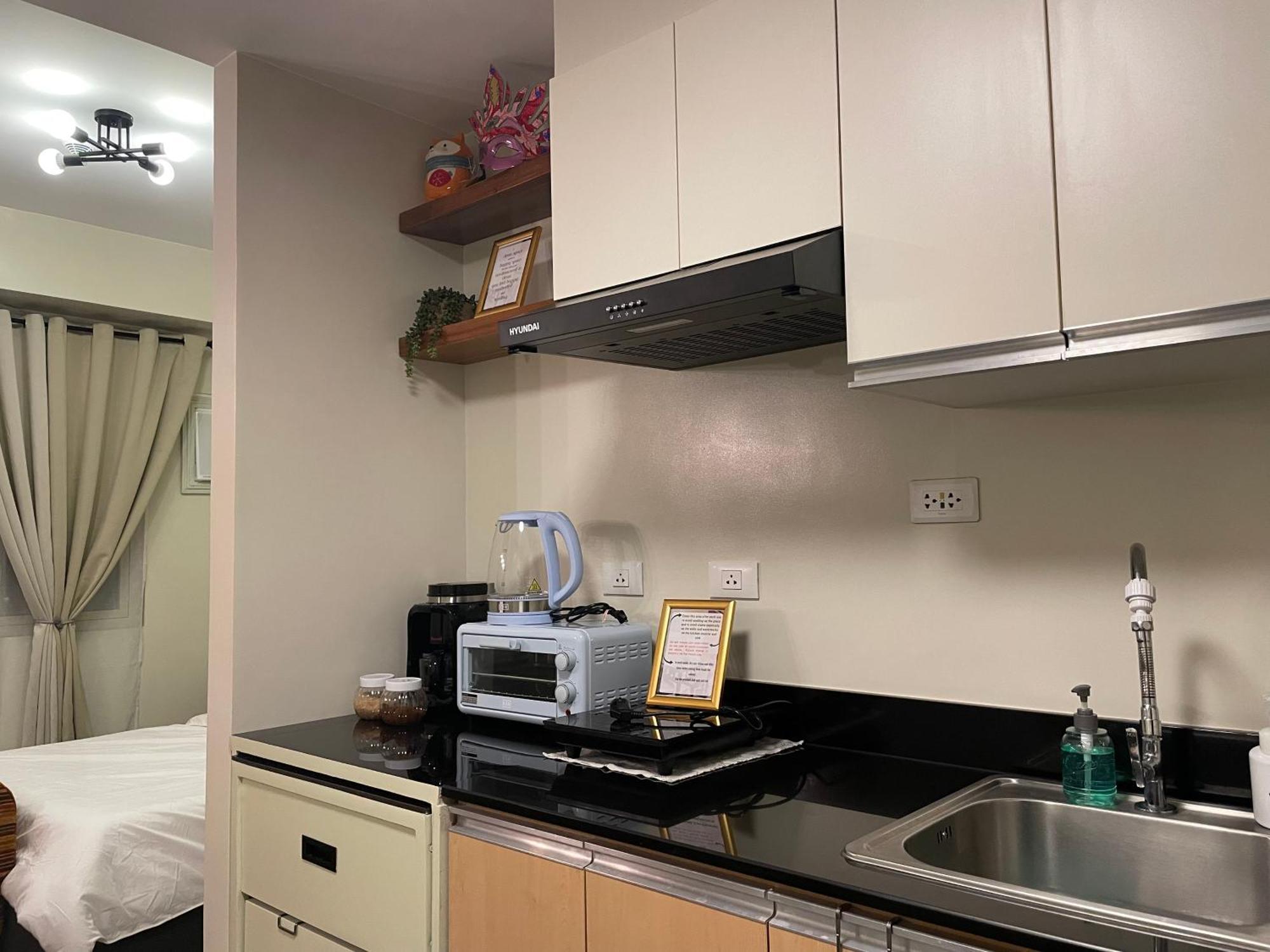 Condo Home With Fast Wifi In Bacolod City Exterior foto